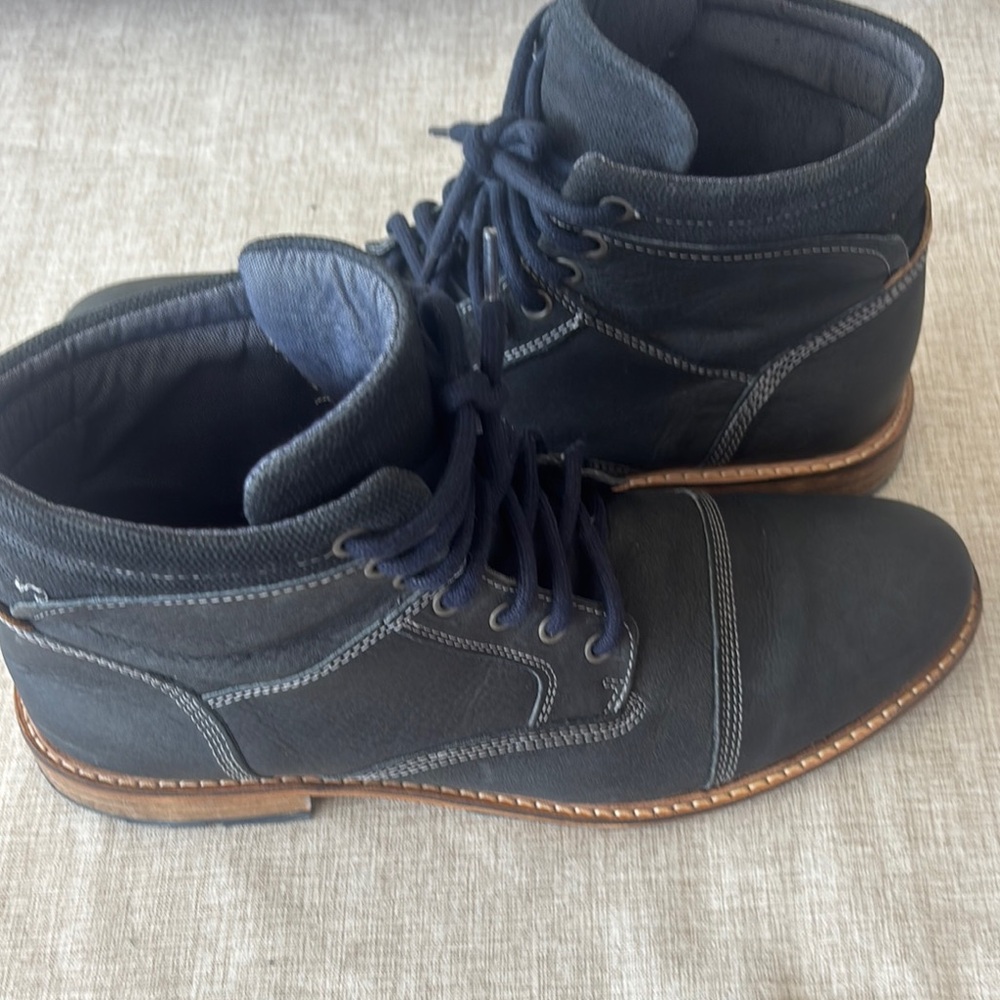 Aldo Men's Dark Blue Leather Boots Sz 11